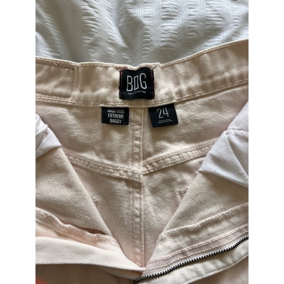 EUC BDG High Rise Baggy Pink Carpenter Jeans.‎ Women's Size 24 - Picture 6 of 8